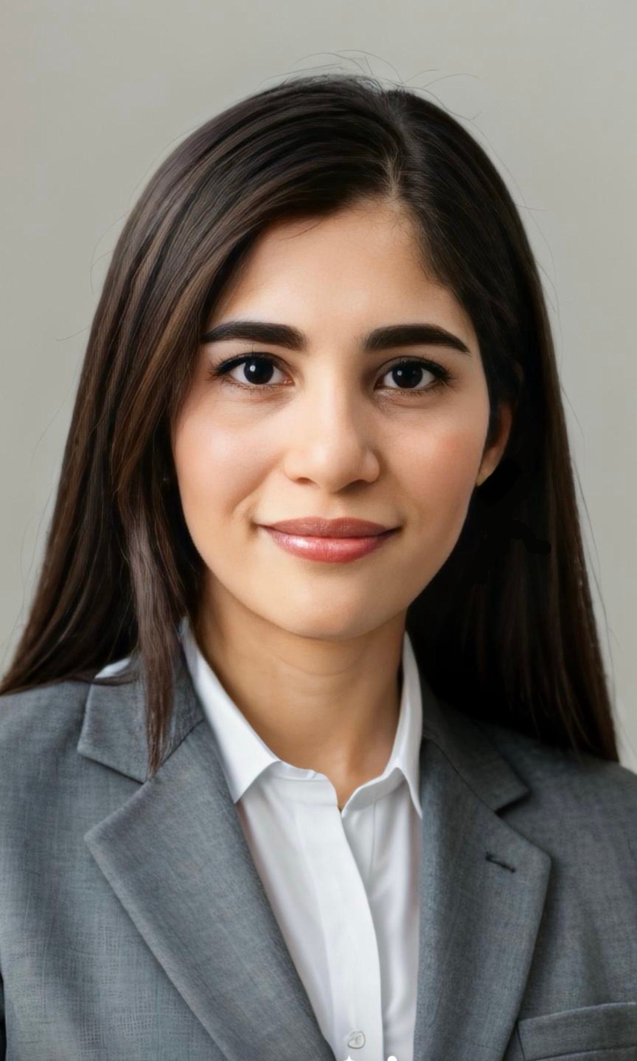 Zahra Halimi headshot